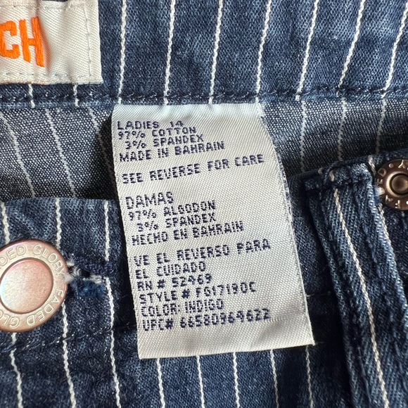 FADED GLORY BLUE AND WHITE NAUTICAL PINSTRIPES DENIM SHORTS SIZE 14 - Picture 3 of 11